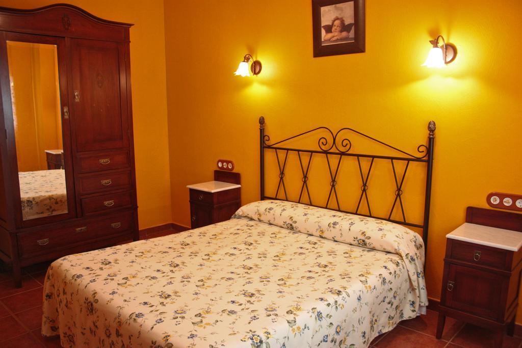 Apartamentos Trinidad アランヘ 部屋 写真