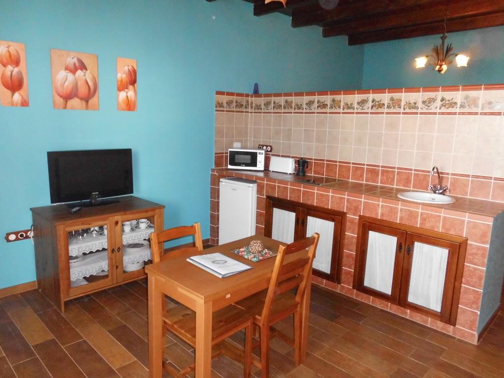 Apartamentos Trinidad アランヘ 部屋 写真