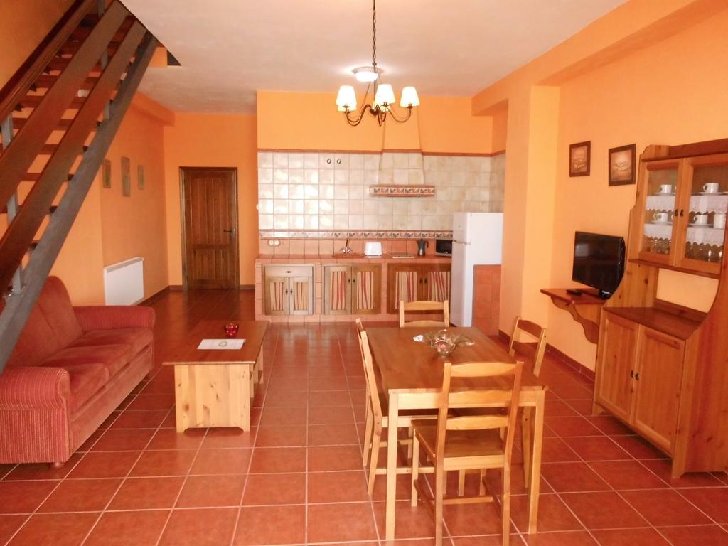 Apartamentos Trinidad アランヘ 部屋 写真