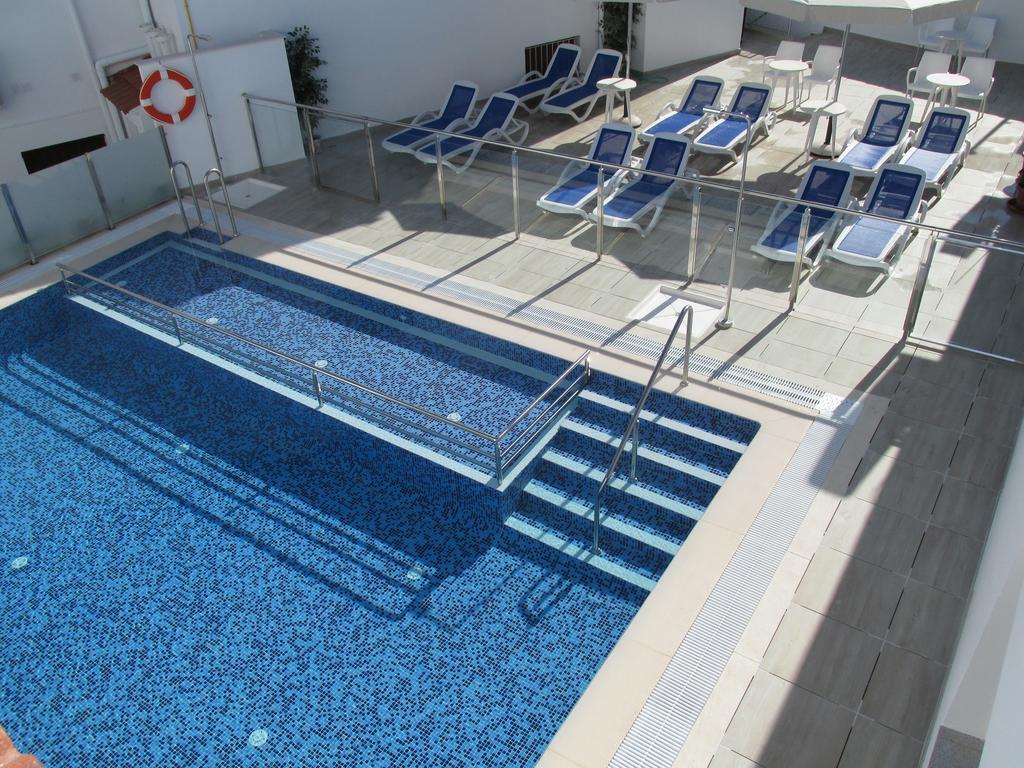 Apartamentos Trinidad アランヘ エクステリア 写真