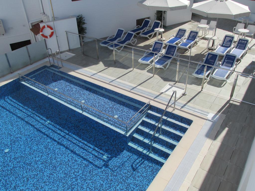 Apartamentos Trinidad アランヘ エクステリア 写真