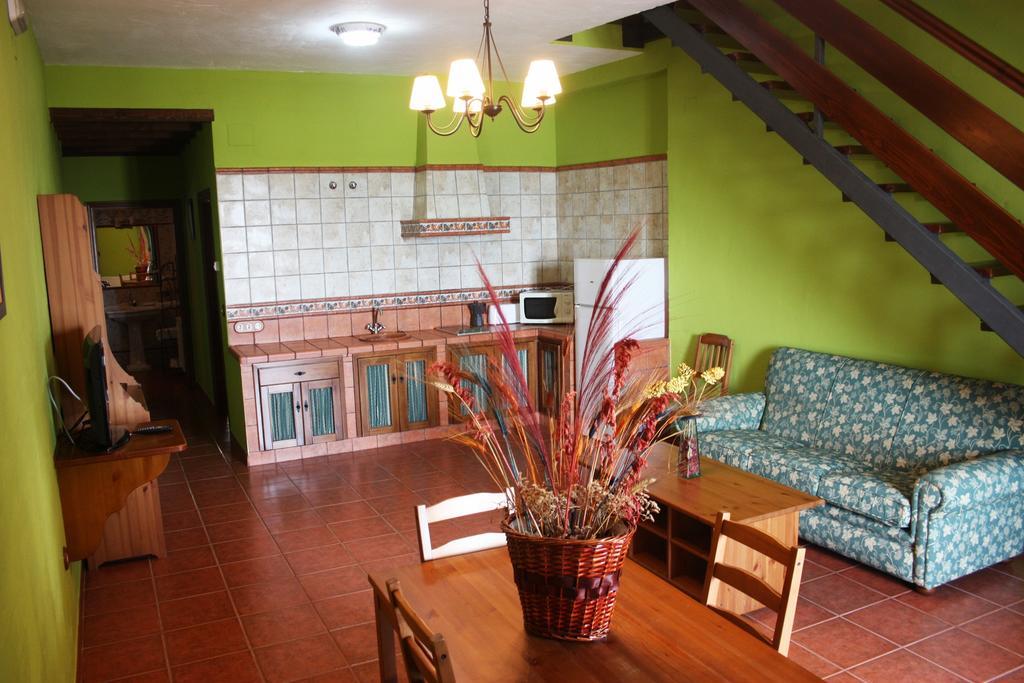 Apartamentos Trinidad アランヘ 部屋 写真